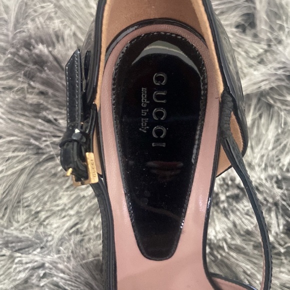 Beautiful shoes !!! - Picture 2 of 4